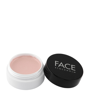 Lip Fix by face_stockholm